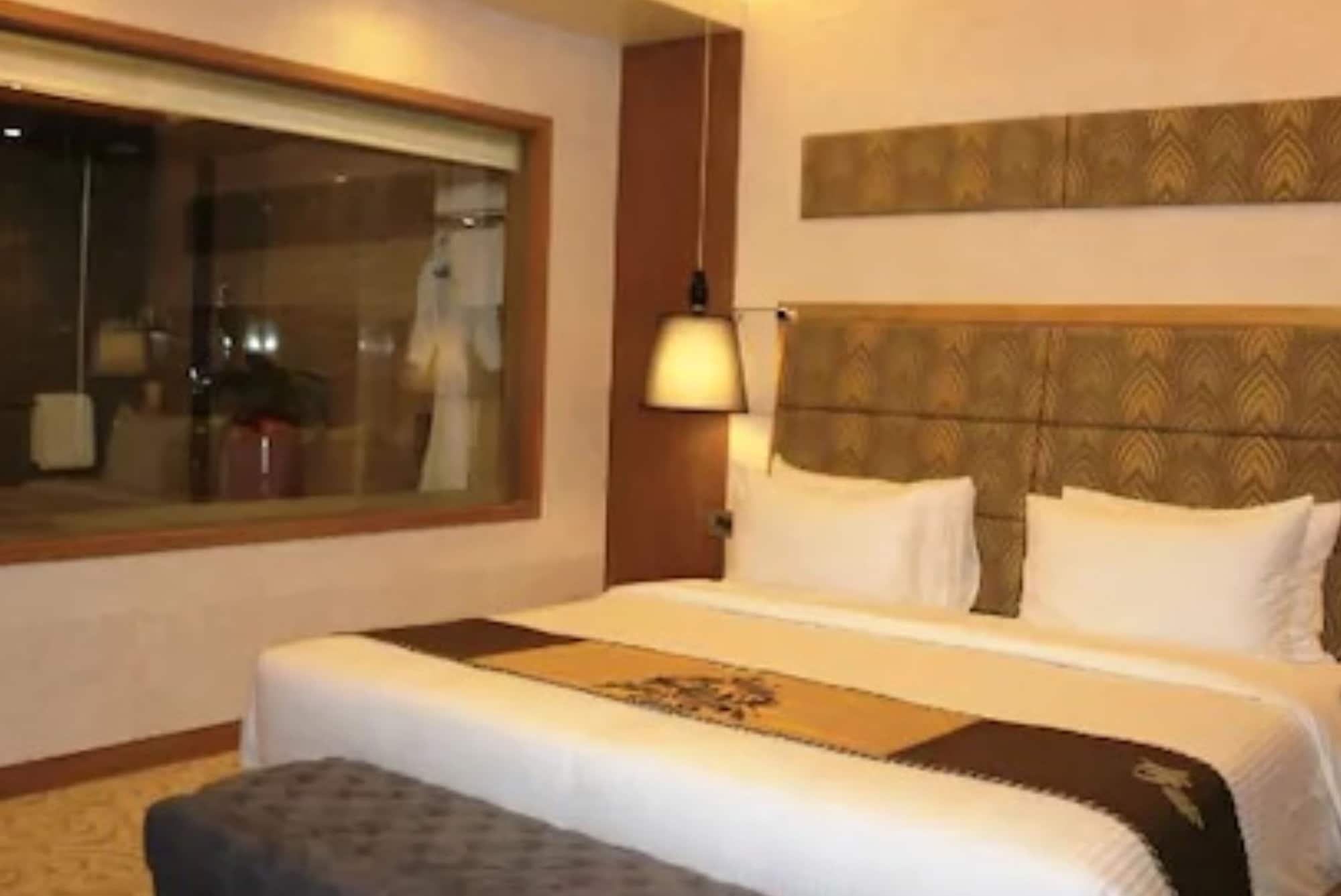 Radisson Blu Hotel, נאגפור מראה חיצוני תמונה