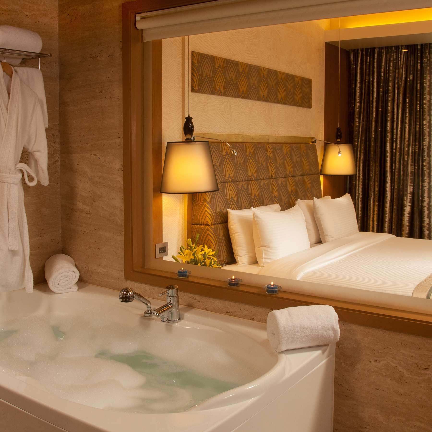 Radisson Blu Hotel, נאגפור מראה חיצוני תמונה