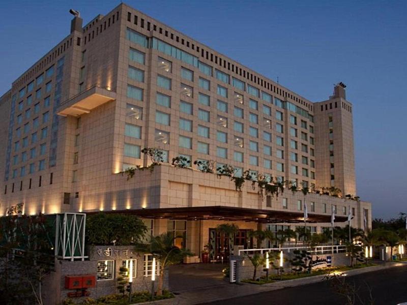 Radisson Blu Hotel, נאגפור מראה חיצוני תמונה