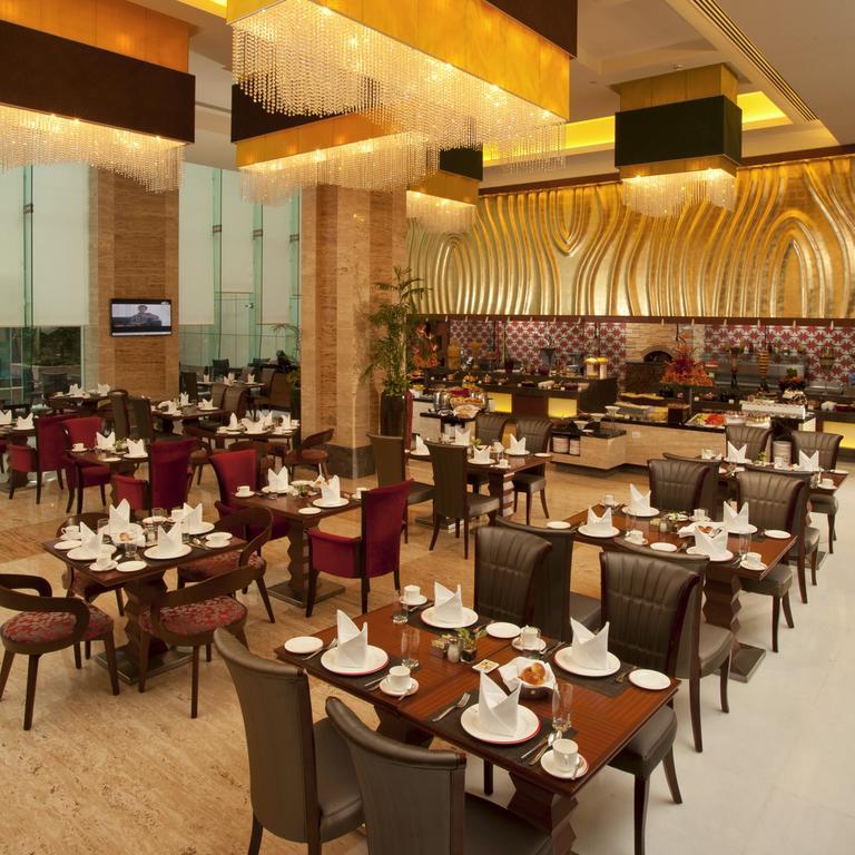 Radisson Blu Hotel, נאגפור מראה חיצוני תמונה