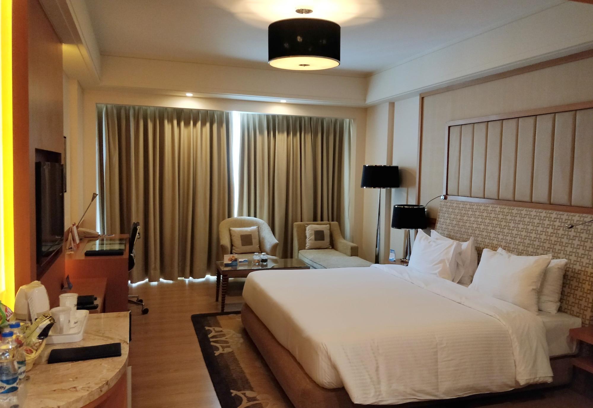 Radisson Blu Hotel, נאגפור מראה חיצוני תמונה