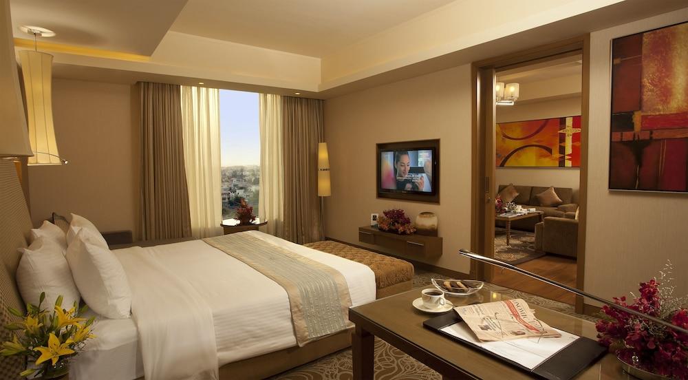 Radisson Blu Hotel, נאגפור מראה חיצוני תמונה
