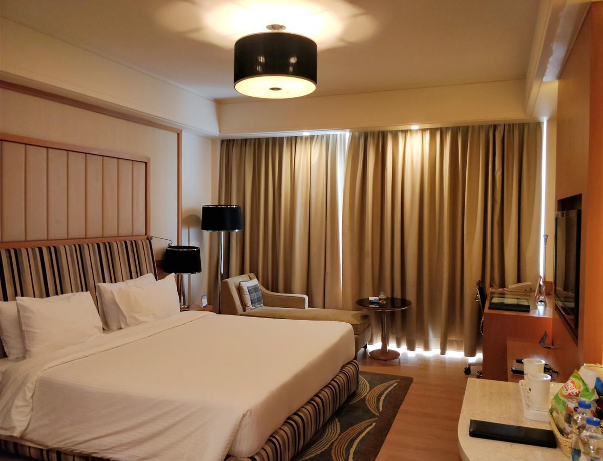 Radisson Blu Hotel, נאגפור מראה חיצוני תמונה