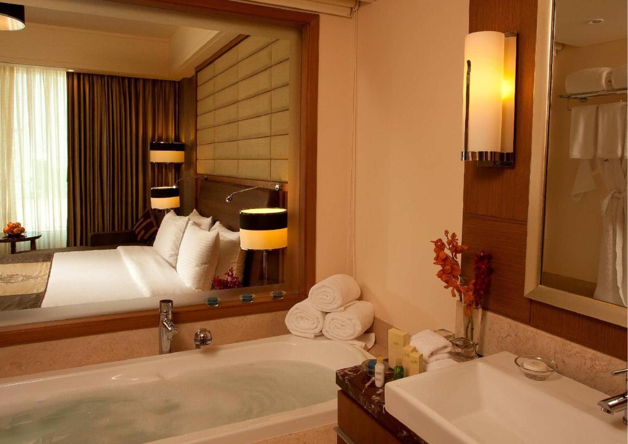 Radisson Blu Hotel, נאגפור מראה חיצוני תמונה